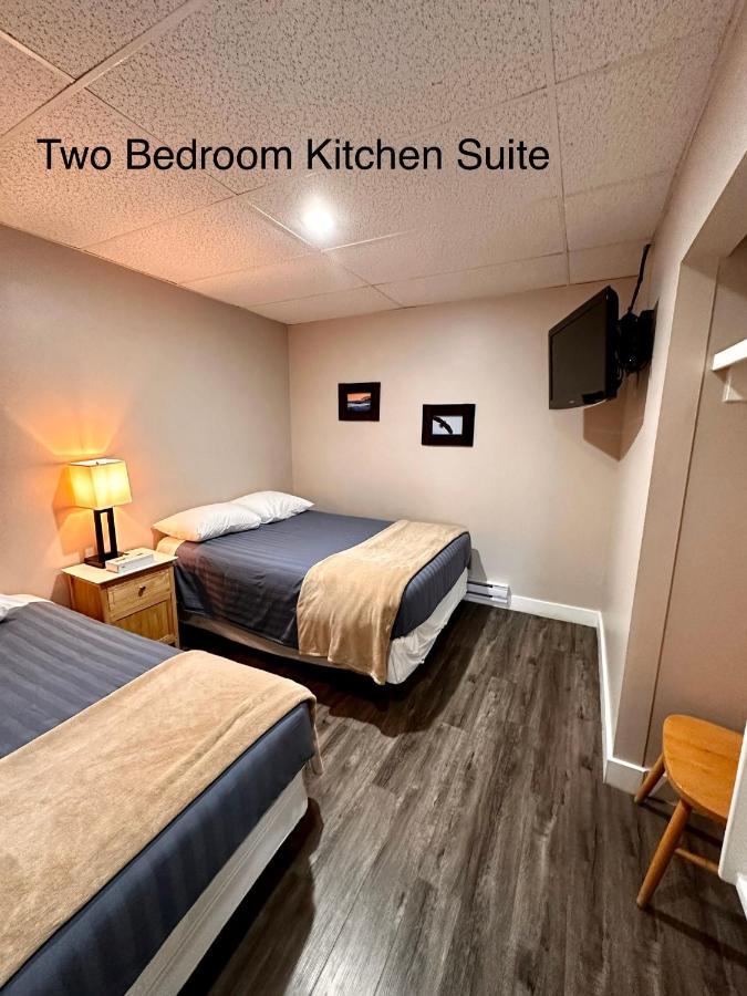 West Coast Motel On The Harbour Ucluelet Exterior foto
